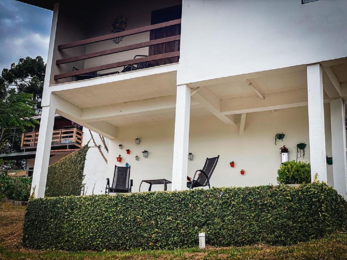 Pousada Colina Das Andorinhas Goncalves Luaran gambar