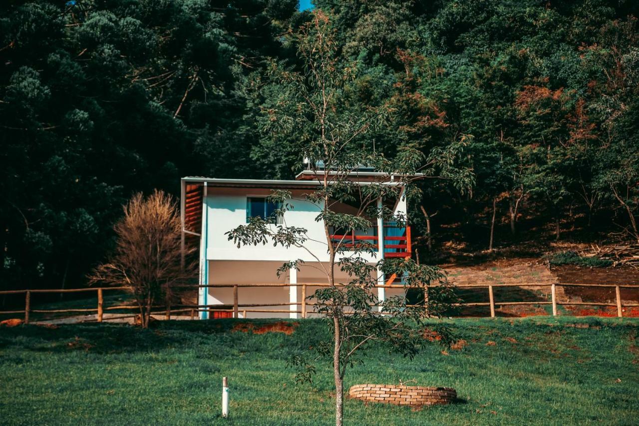 Pousada Colina Das Andorinhas Goncalves Luaran gambar